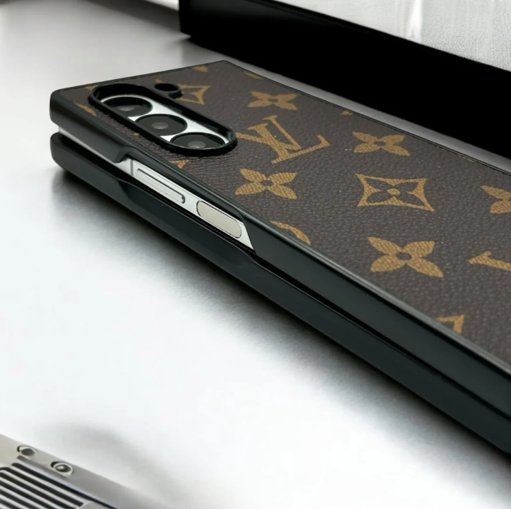 Luxury Leather Case – Premium Protection for Z Fold Series